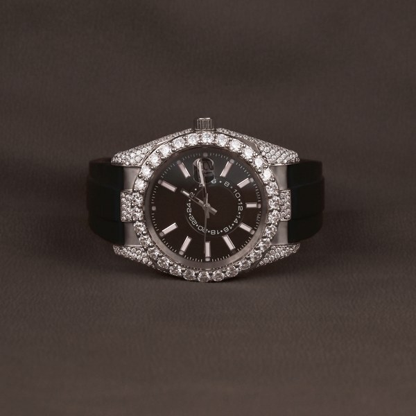 Half Iced Out Round VVS1 moissanite Diamond Watch with Black lather belt Watch For Men With classic numeral Diamond Watch