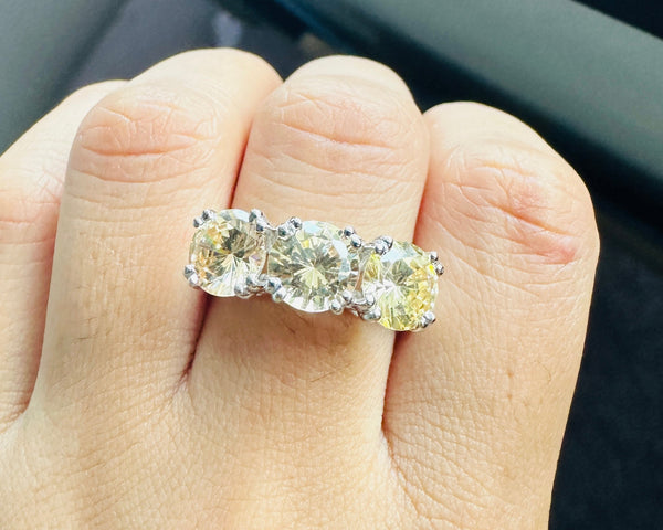 Light Yellow Round Brilliant Cut CZ Diamond Ring Three Stone Wedding Anniversary Ring