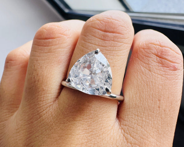 Trilliant Cut Solitaire Engagement Ring 3 Carat Moissanite Ring in 18K Solid Gold