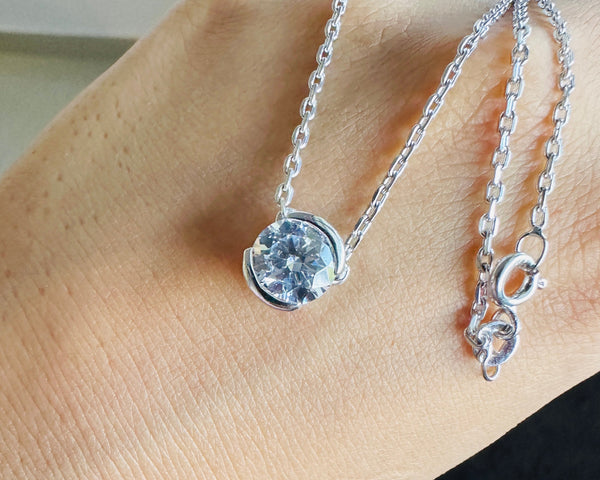 Half Bezel 7mm Round Cut Moissanite Pendant Solitaire Necklace Anniversary Gifts