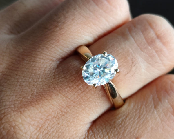 Solitaire Oval Promise Ring 1.50 CTW Moissanite Engagement Ring in 18K Gold