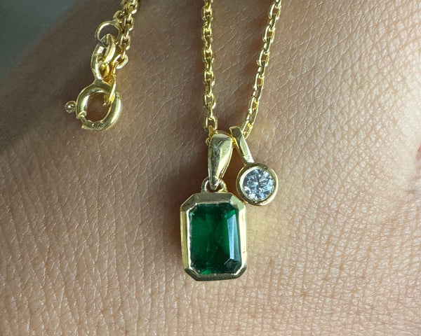 Emerald Cut 18k Solid Gold Necklace Bezel Set CZ Diamond Birthday Gift For Women's