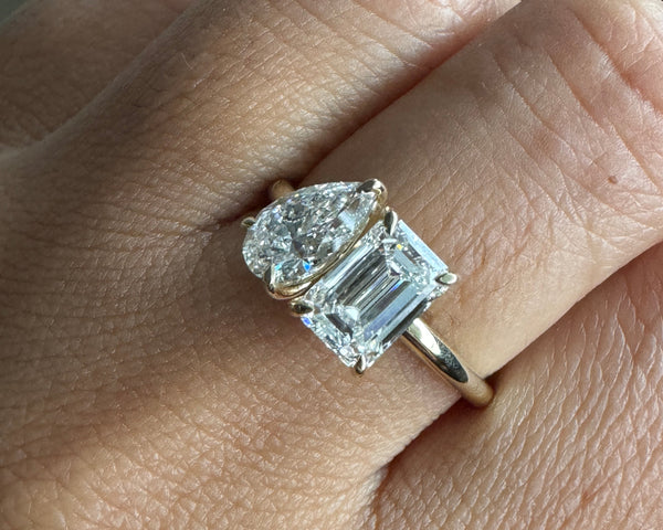 Emerald & Pear Cut Two Stone Wedding Ring Toi Et Moi Moissanite Engagement Ring