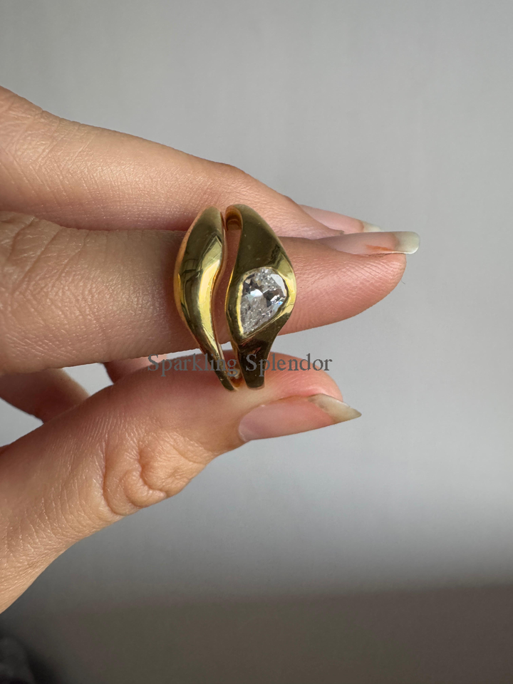 Solitaire Flush Set Pear Cut Moissanite Ring With Curved Band Bold Wedding Ring Set