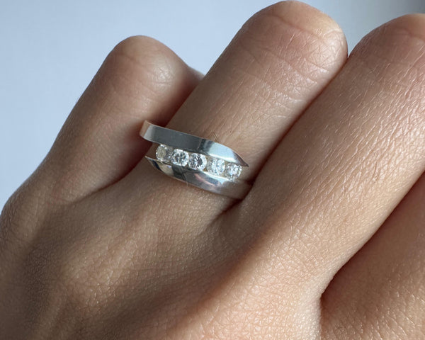 Five Stone Round Cut Moissanite Diamond Wedding Band in 18K White Gold For Her