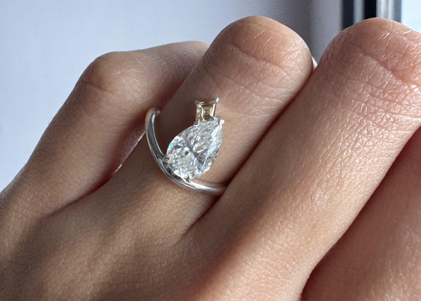 Toi Et Moi Moissanite Ring Pear & Kite Cut Diamond Engagement Ring in Solid Gold