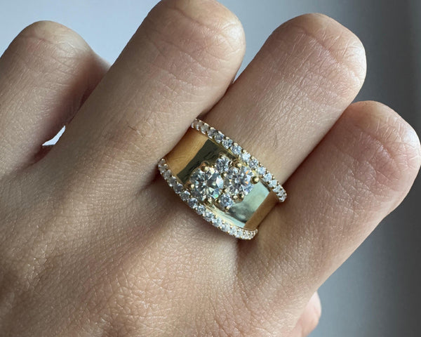 Round Cut Moissanite Diamond Engagement Ring Thick Band Wedding Ring For Her